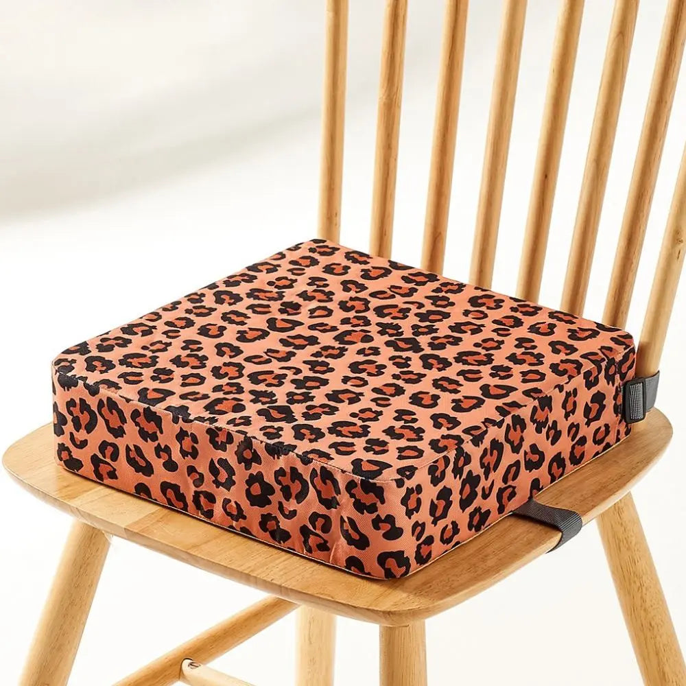 Travel Booster Seat with Adjustable Straps and Height, Removable Washable Cover Veldora