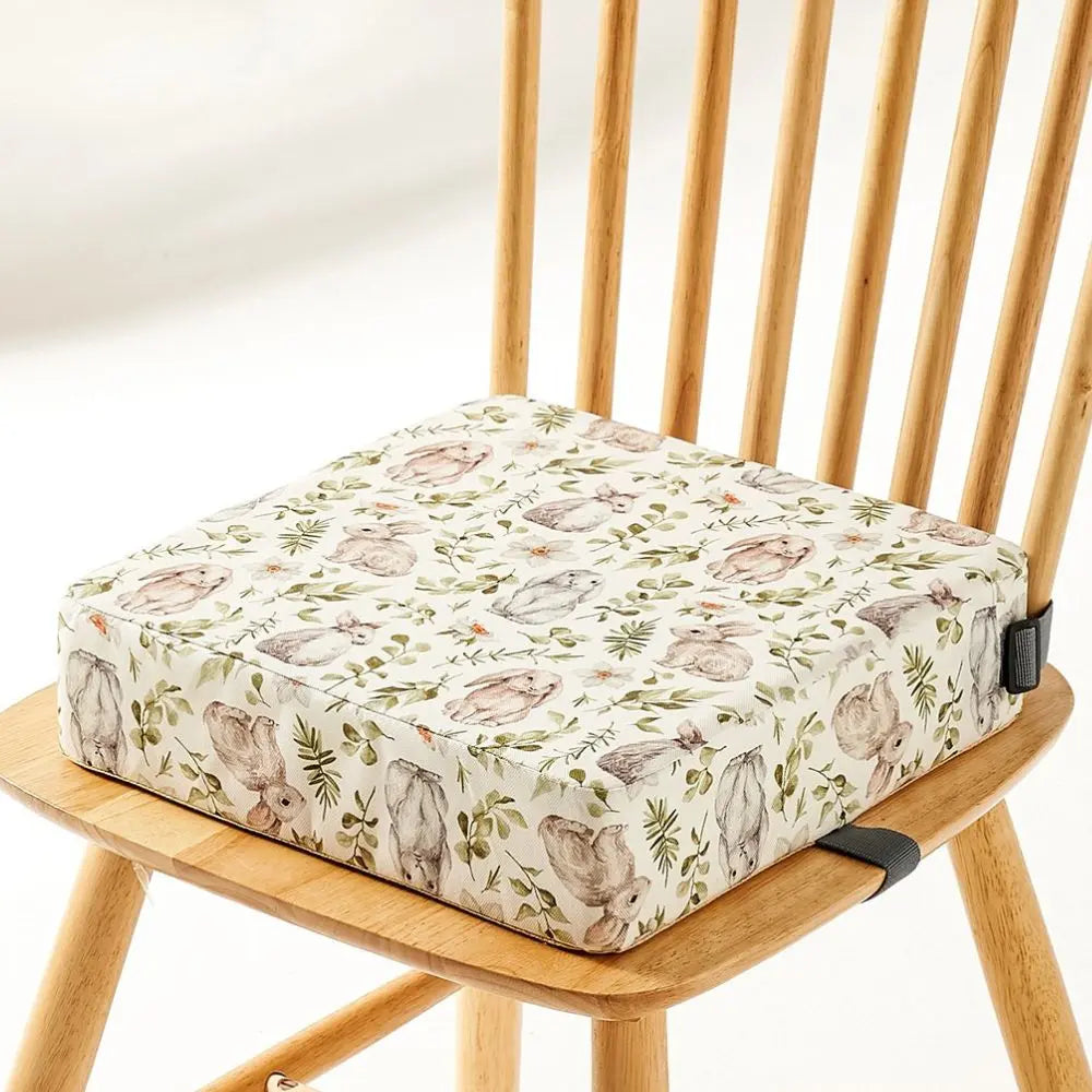 Travel Booster Seat with Adjustable Straps and Height, Removable Washable Cover Veldora