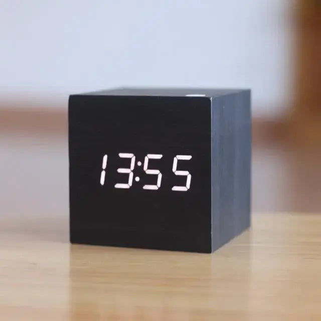 Wooden Digital Desk Clock with Integrated LED Numerals and Alarm, USB or Battery Powered Veldora