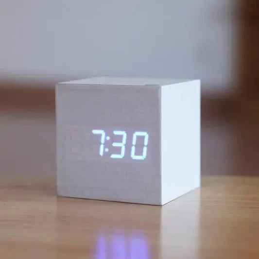 Digital Wood Clock, Modern Design vanistore-store