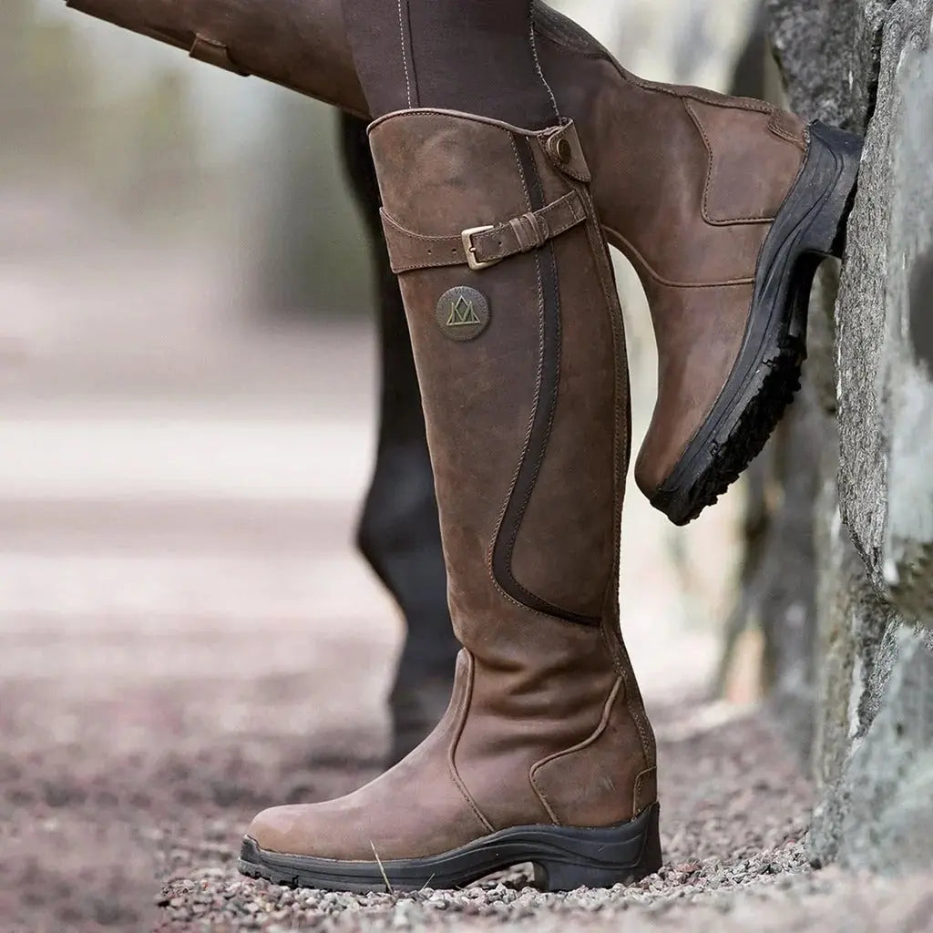 Women's Water-Resistant Boots with Insulated Shaft and High-Grip Outsole, Removable Insole Veldora