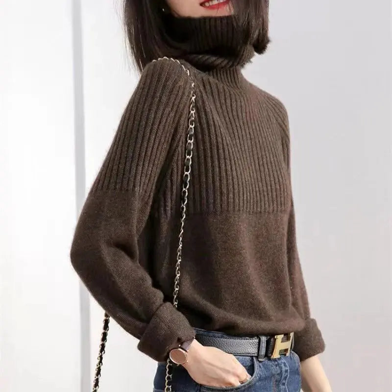 Cashmere Turtleneck Sweater with Fine Gauge Knit and Lightweight Warmth, Regular Fit Veldora