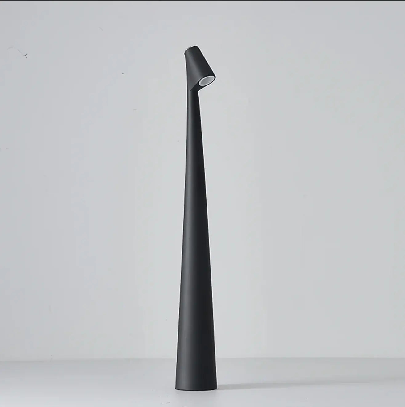 Minimalist Table Lamp with Stepless Dimming and USB-C Rechargeable, Adjustable Color Temp Veldora